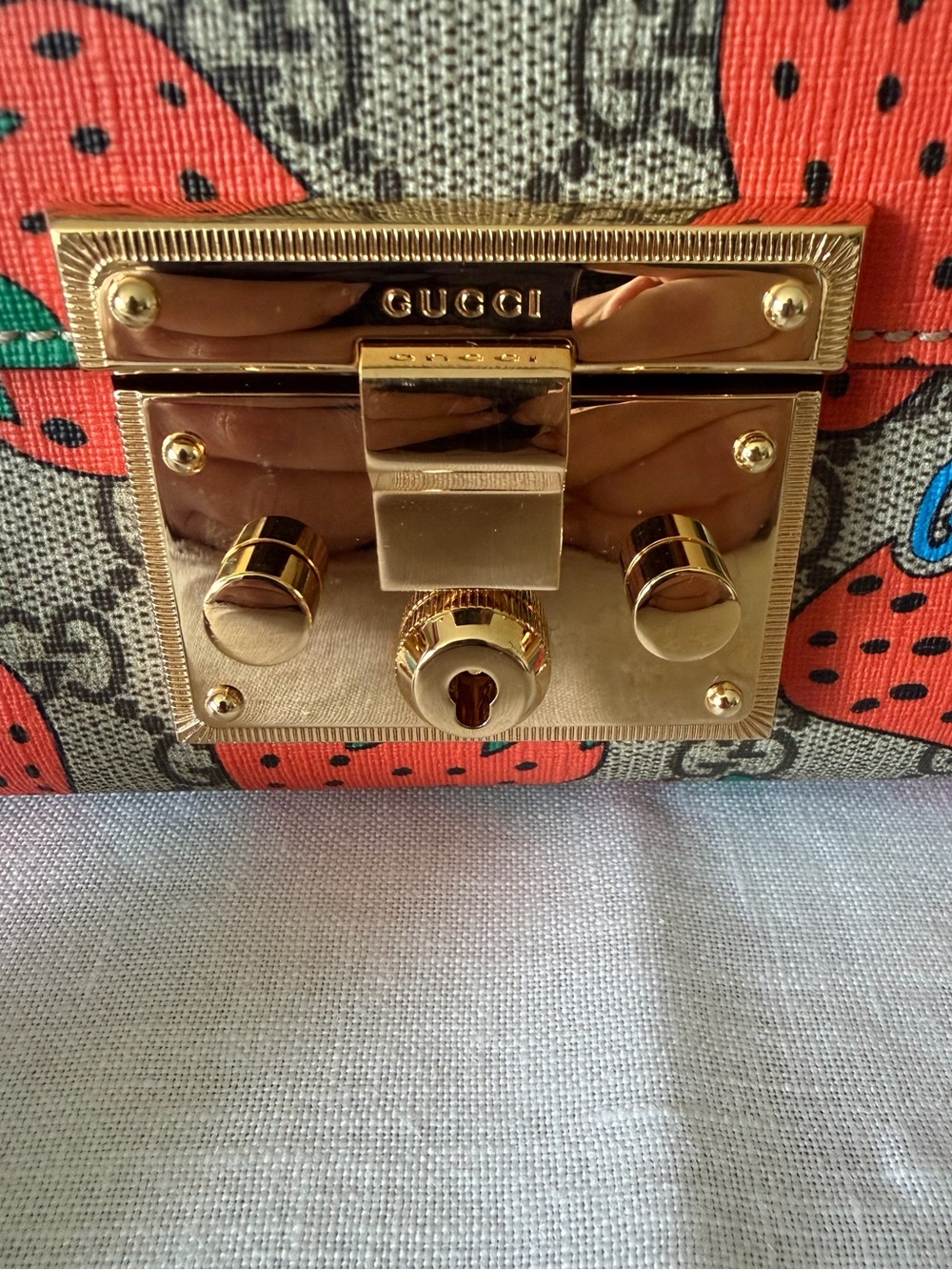 Gucci Strawberry Print GG Crossbody - Picture 2 of 7